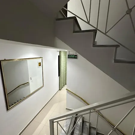 Elisabet 3* Sarandë