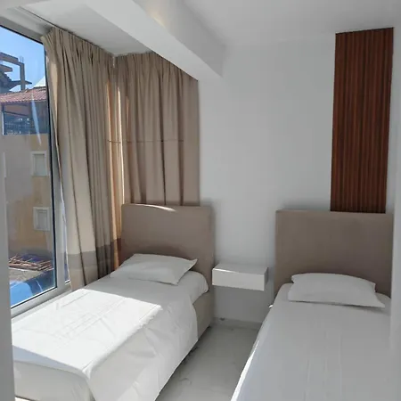 Elisabet Hotell Sarandë